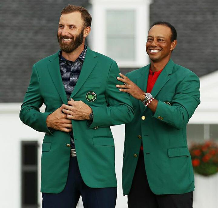 ClubSantos's tweet photo. Definitivamente el verde te va muy bien!!! Muchas felicidades @DJohnsonPGA por ganar el @TheMasters 2020... jugaste en #ModoGuerrero. https://t.co/6yg7hKbwyc