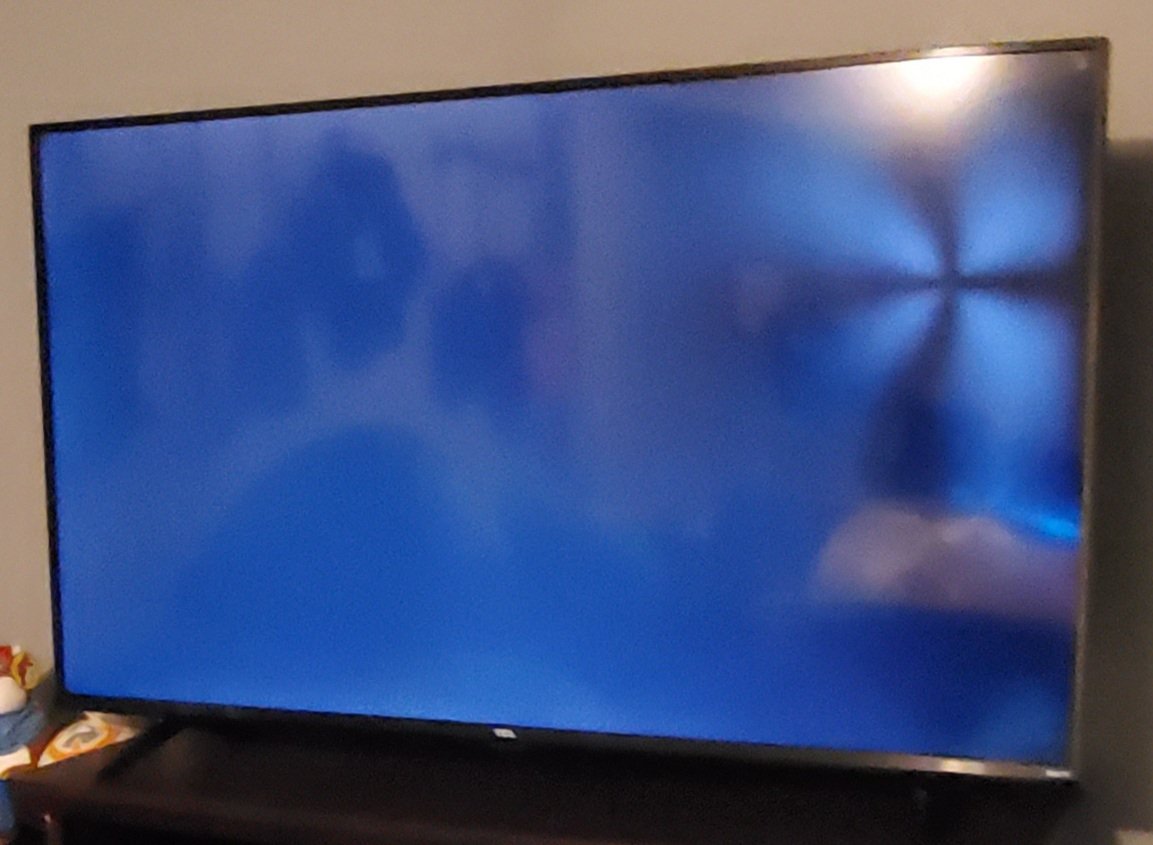 chipisthisguy's tweet photo. Brought this TV home to find it was damaged at the store. The Myrtle Beach @Walmart told us there are no more and they could only refund us because it was a pre-Black Friday sale. Three wasted hours and the lesson not to risk shopping at #Walmart https://t.co/nepG2Dqx5u