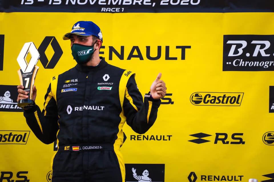 Esyos Proteccion tweet media