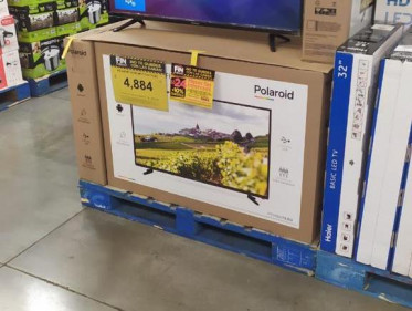 EnriqueValadez_'s tweet photo. Quién vino por pantalla nueva y saldrá con bafle también? Yo!! Y también podrías ser tú! Jeje! La neta es que están retebuenos los precios aquí en @BodegaAurrera Andan con todo en el #FinIrresistibleAurrera y ps yo no me quedo con las ganas!! https://t.co/EemFMPTmuR