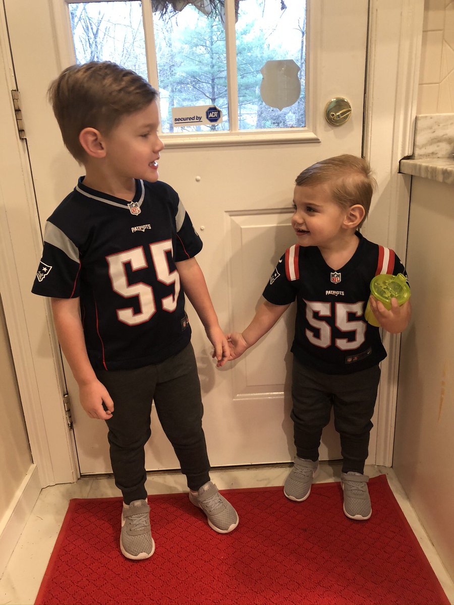 bruseruse's tweet photo. Game day ready! #godada #patspostcards https://t.co/E2jPEtKuub