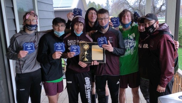 Orleans_Sports's tweet photo. Barker boys win Class D sectional X-C title https://t.co/EkZjJIKIZc https://t.co/ksMMC9nCcF