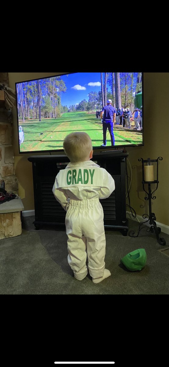 tjgrady's tweet photo. @NoLayingUp @ngschuNLU @DJPie Deep in the process....on “Stinky Nandina” https://t.co/O9Vc8KMspx