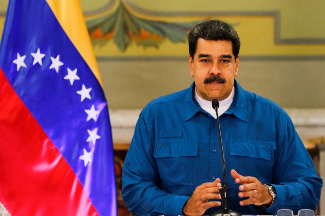Las redes sociales no serán espacios de lucha pèrdidos, en el 2021 vamos con todo por eso, hoy nuestro Presidente <a href="/NicolasMaduro/">Nicolás Maduro</a> nos llena de alegría con la noticia de que Venezuela entrará al 2021 con una nueva red social.     #Simulacro2020