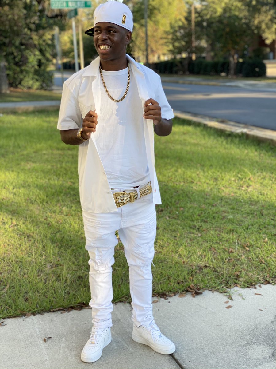luhhlipsey's tweet photo. Just Like Some Unprotected Sex These Niggas Know That I’m Raw ⭐️🔥 #trainedtogo #ttg #SouthernNotState https://t.co/H7YYZrIf2k