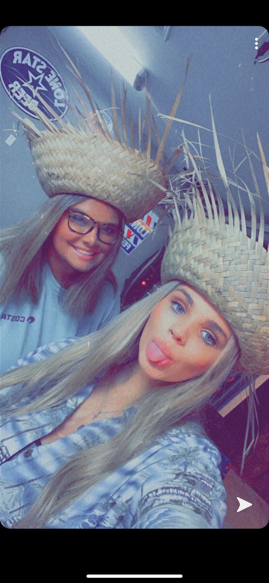 morgan_loowee's tweet photo. Happy birthday to one of my sweetest best friends @kayleebrianne09 I love you so much. Never a dull moment when I’m with you don’t party too hard🥳 https://t.co/Ea7gSvB9DN