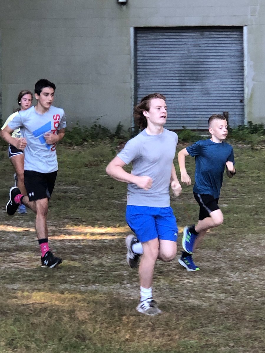XC_Project's tweet photo. Running is about competing against yourself. It’s about self improvement, and being better than you were the week or month before. Congratulations to all the XC runners who recently completed their season. #XCProject #teamwork https://t.co/Z9UEY5FGyg