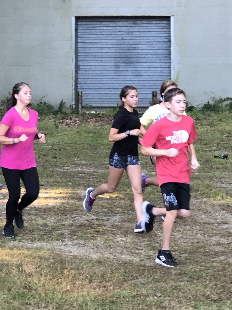 XC_Project's tweet photo. Running is about competing against yourself. It’s about self improvement, and being better than you were the week or month before. Congratulations to all the XC runners who recently completed their season. #XCProject #teamwork https://t.co/Z9UEY5FGyg