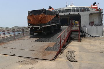 conferry_ve's tweet photo. #Entérate 🚢 Seguimos en pie de lucha y trabajando por la patria, ferry VDV II trasladó a Punta de piedras 79 toneladas de alimentos y otros rubros esenciales para el bienestar del pueblo. #Simulacro2020 #15Nov https://t.co/fKh0OxKuvi