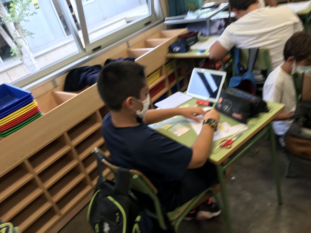 div_ull's tweet photo. El viernes el grupo de 6°A del CEIP Costa Teguise estuvo participando con nosotros en un paseo con las mates #matdivull ¡¡Gracias por participar chic@s!!🤩🤩😍🤩👏😍🤩👏🥰😁 https://t.co/uRmD5NINN6