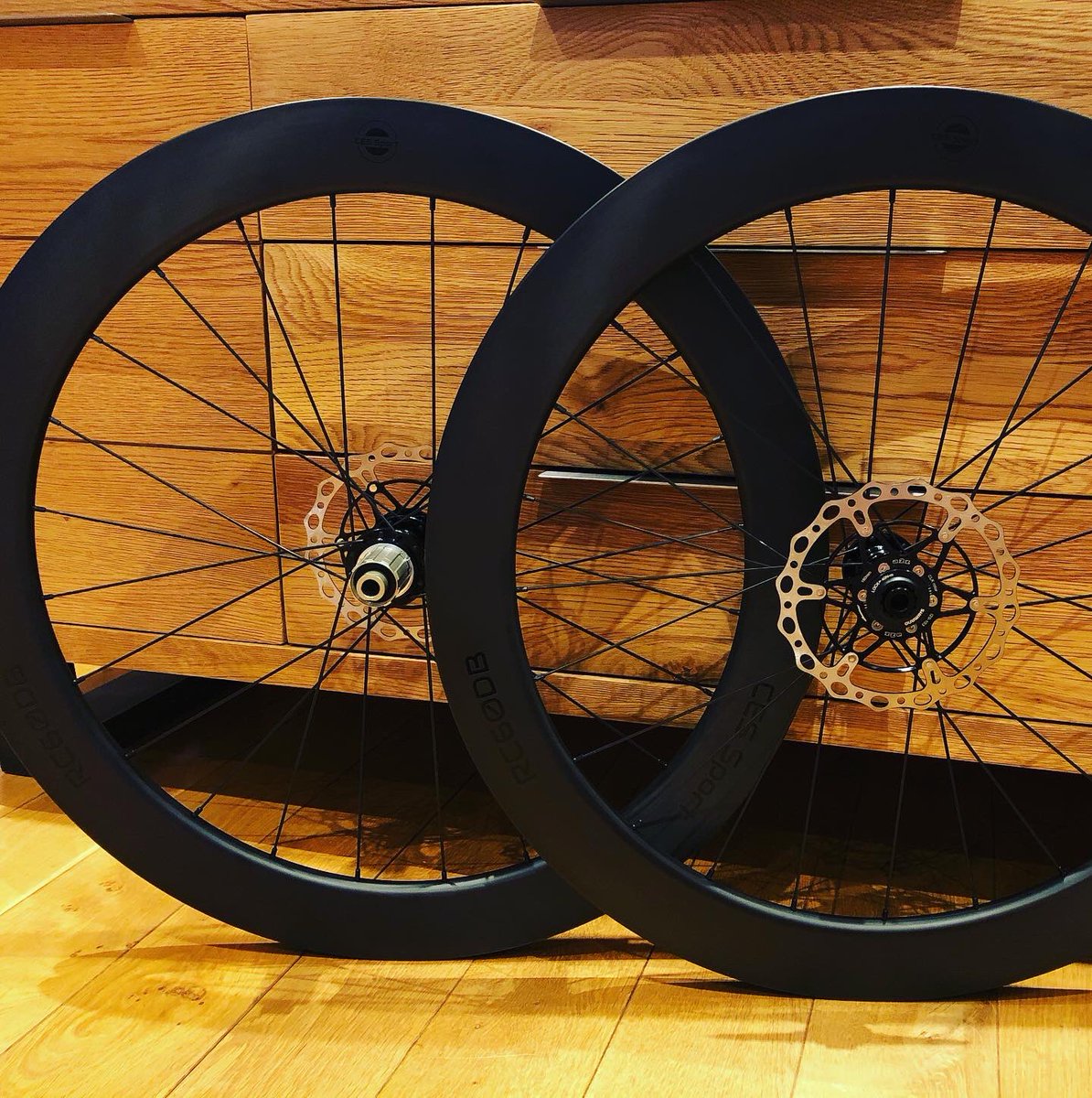 End of Season SALE is still on! Go to ces-sport.co.uk to see some of the fantastic deals on all our wheels and accessories, including our new ‘Speed’ tees!!
PS Both these wheelsets pictured need a home!! 😉
#TeamCES #SALE