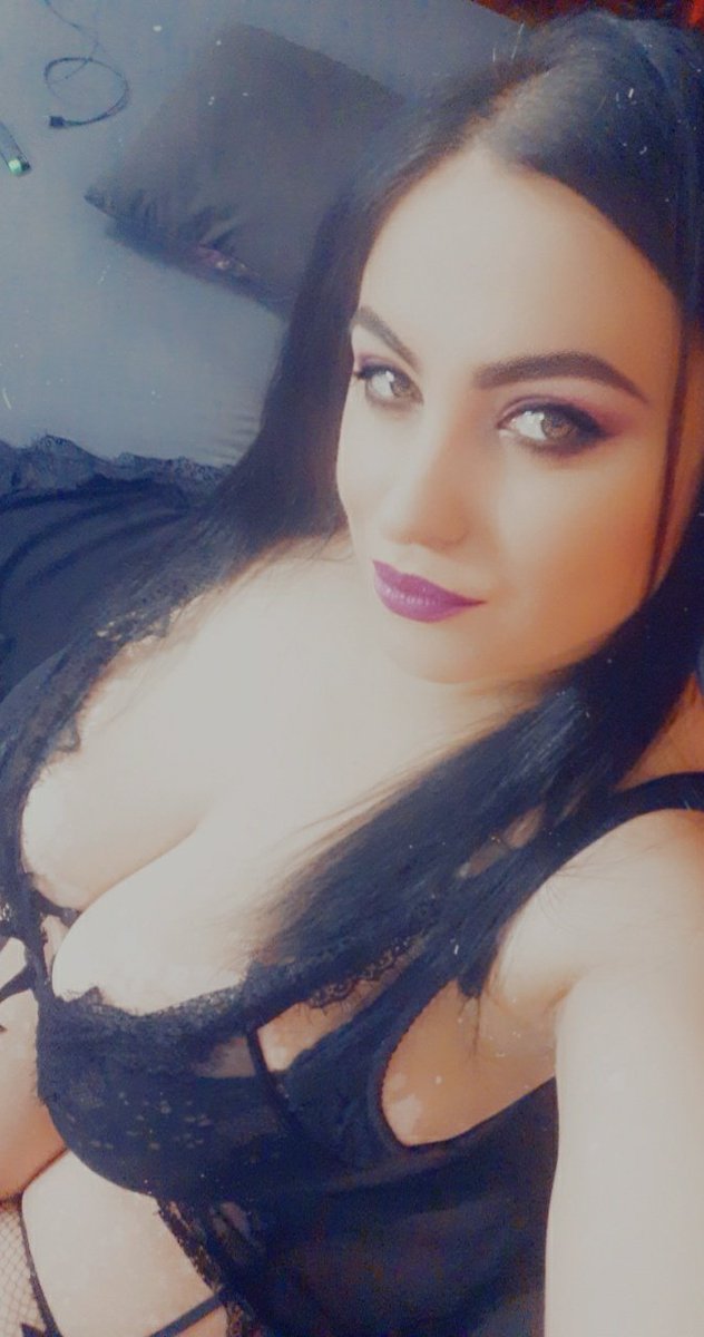 Missing me? ;) i'm online, come and see me @F4FTraining @hugopromotes @Hawker881_Promo @CMP_4U