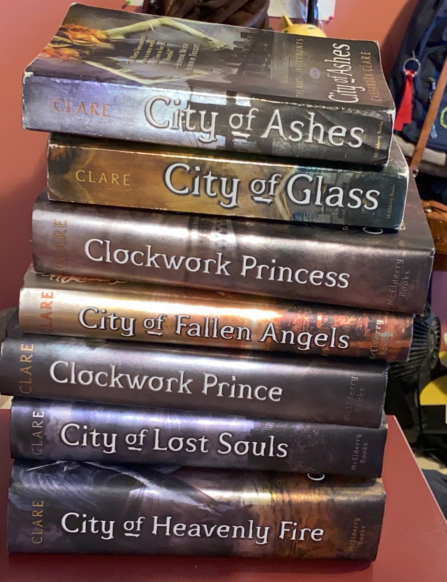 PainfulReads's tweet photo. Would anyone want to buy these off me? https://t.co/e7b8MrhuO2