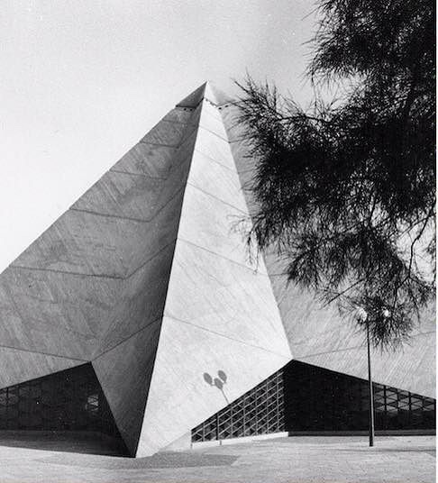Also in the southern desert region of the Negev is the folded concrete structure of the Eliyahu Khalastchi Central Synagogue of Beer Sheva, designed by Nahum Zolotov and completed in 1980