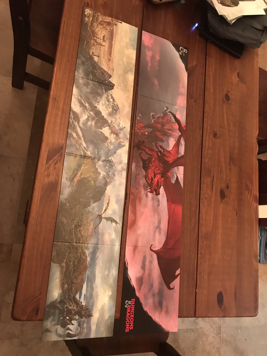 Interesting to note. Only branding on the outside of the screen is the ampersand.