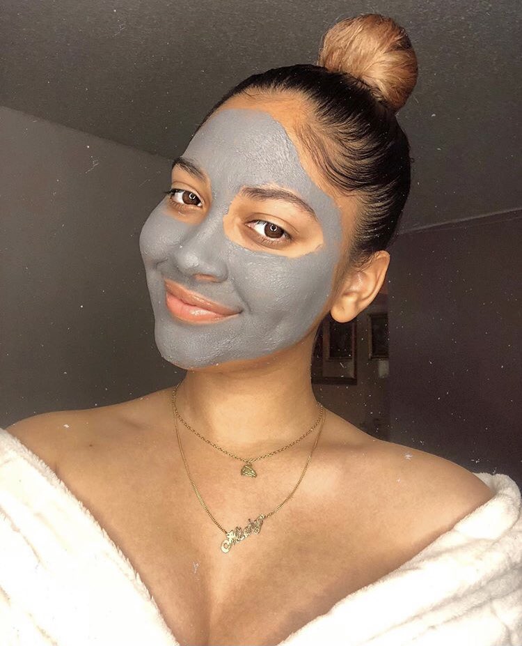 Here’s #SelfCareSunday done right! Thank you for the lesson @michellemariejavier 👏#globalbeautycare⠀
⁠.⠀⁠⠀⠀
.
#repost #skincare #skincarecommunity #skincareaddict #skincarejunkie #skincareroutine #beautifulskin #clearskin #healthyskin #glowingskin #beauty #selfcare
