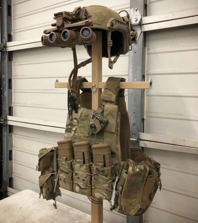 HighSpeedGear's tweet photo. Hanging up the weekend outfit
|📷: @optactical|
•
•
•
•
•
#TACO #highspeedgear #HSGI #theoriginaltaco #OGTaco #realworld #magpul #tacticalgear #magazinepouch #nightvision #usa #freedom #2ndamendment #pewpew #gunsdaily https://t.co/ZHa08EEksb
