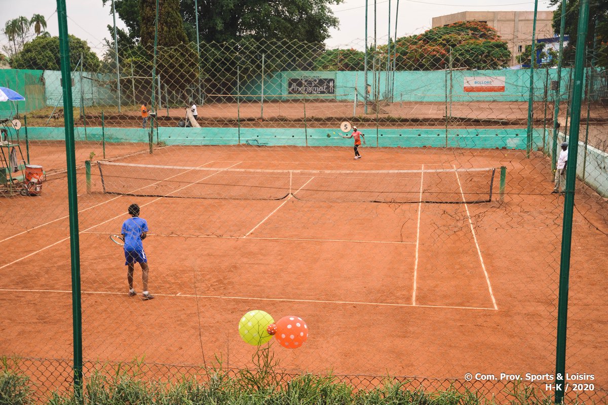 KatebeLeila's tweet photo. Coup d'envoi de la 1ère Édition du championnat interscolaire de tennis du @haut_katanga au cercle Kilima de la G.C.M, sous le haut patronage de Son Excellence monsieur le Gouverneur @JacquesKyabula. https://t.co/SlDoUzzPH9