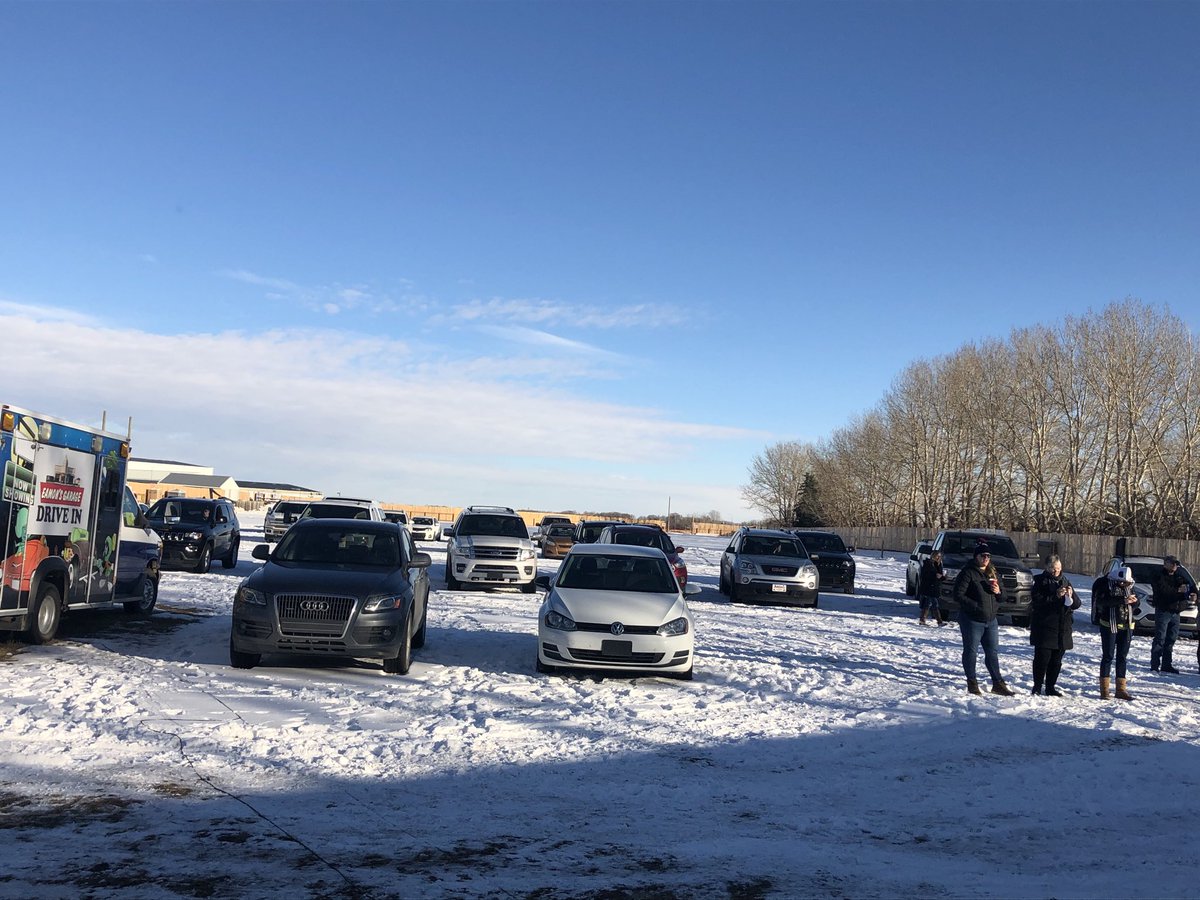 HighRivergal's tweet photo. A great celebration of a successful first year at the Sunset Drive-In. 21 organizations received a share of $21,000 raised during this Season, a great opportunity to raise funds to help them continue to do great work in our community. #SunsetDriveIn #volunteers #HighRiver https://t.co/YnPVdzCE0m