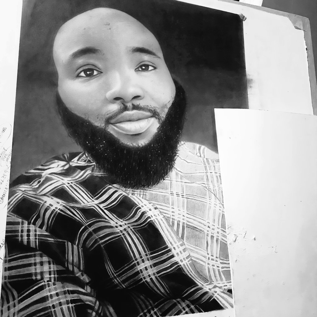 Hicon_art's tweet photo. Stages on this work..... #pencilrealism #hiconsart #NoTimeLapse #Godatwork https://t.co/cMPQht1bk4