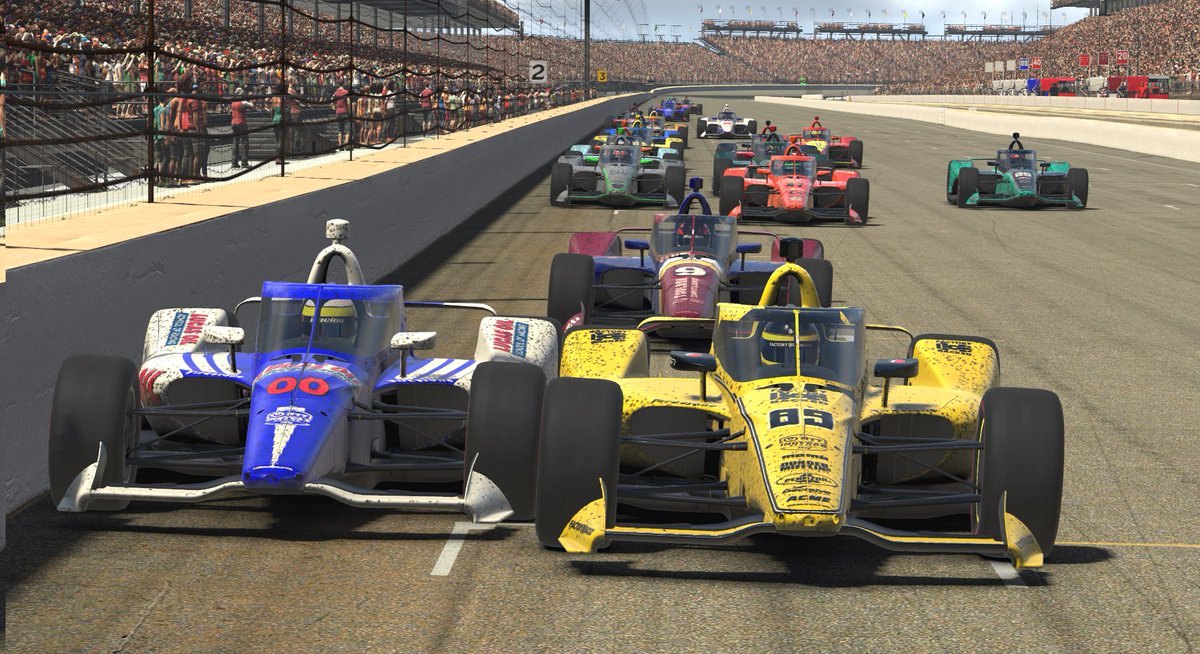 Elbows out in the fight for the lead late in the  @EliteRacing_  #INDY500. 