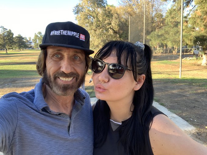 On the golf course with the beautiful @TheCrossXXX https://t.co/KlkR7clieB<a class="tags" href="/tag/thecrossxxx">@thecrossxxx</a>