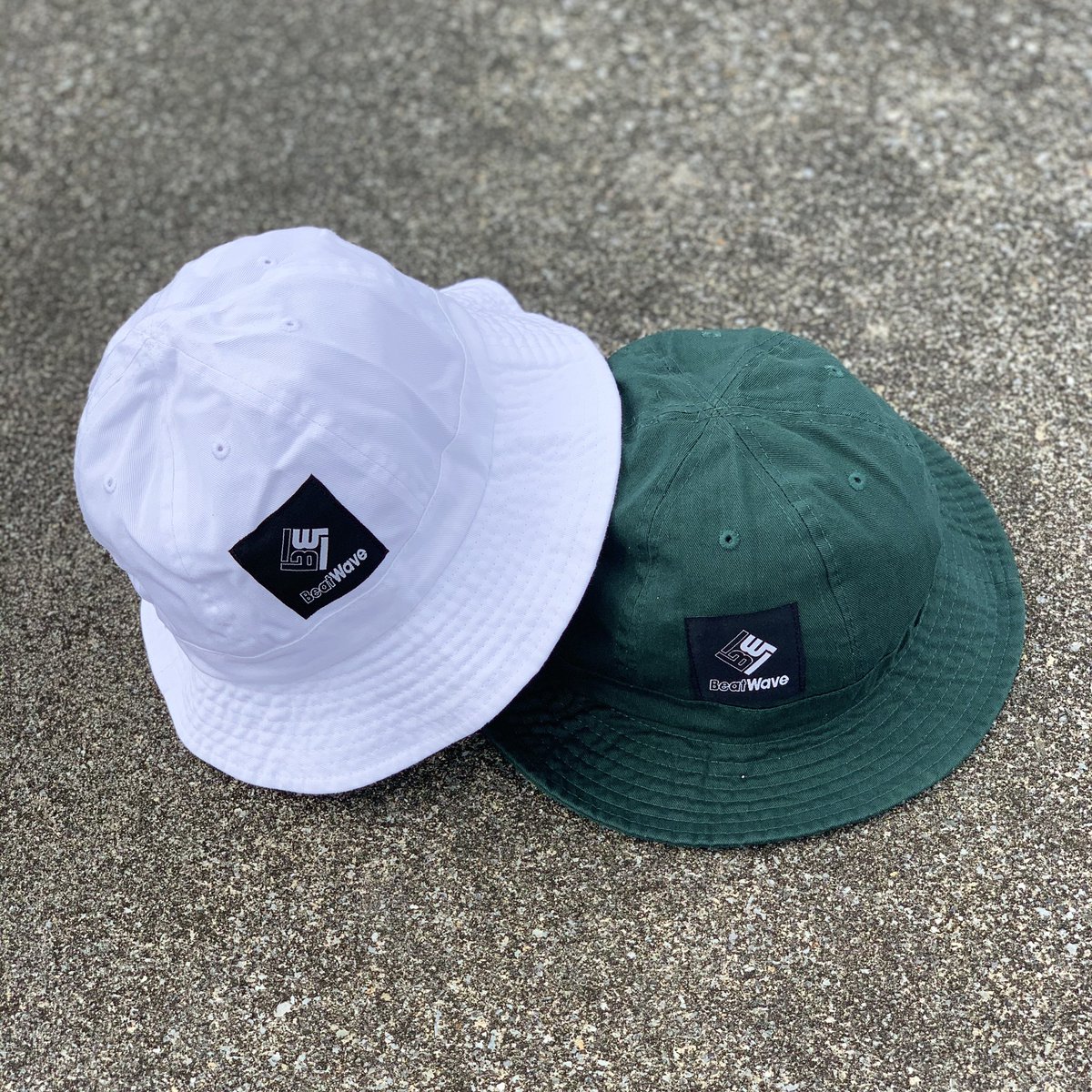 _____BW_____'s tweet photo. 🆕🆕🆕🆕🆕

【 限定カラー 】
波フェス限定カラーメトロハット🔥

BW " Metro Hut "
color : white / dark green
size : Free size

※※こちら少量入荷につき
オンラインでの販売予定はございません🙅‍♀

#波フェス
#波の上フェスティバル
#ラスサマ
#ラッサマジャム
#BW #BWonline #beatwave https://t.co/bju71eFlxF