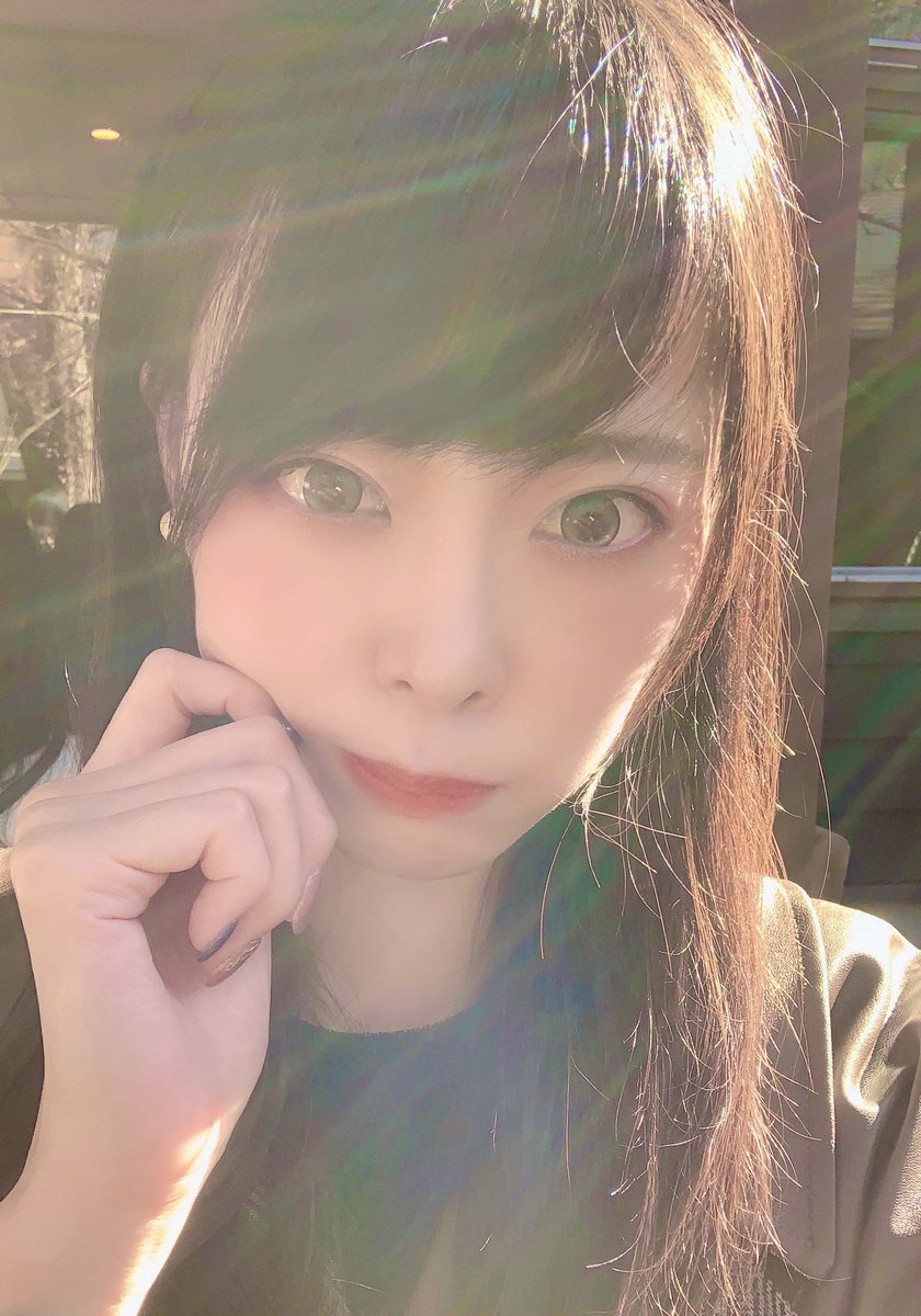 nono_ama0's tweet photo. 昨日お姉ちゃんの結婚式だった！ドレスの写真じぶんでとるの忘れてたけ���お姉ちゃんとお揃いのドレスで楽しかった〜自分のお化粧もうまくいったけどこのときはまだ結婚式感はゼロ😢 https://t.co/n9GiqsSW0a