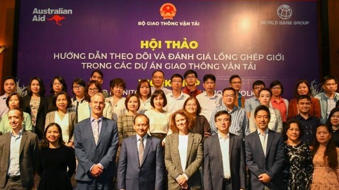 Gender equality & social inclusion are at the ❤️ of our aid projects in 🇻🇳. Proud of my #Aus4Transport colleagues supporting Ministry of Transport embed these elements at the centre of its project planning + implement its Action Plan for Advancement of Women 2016-20
