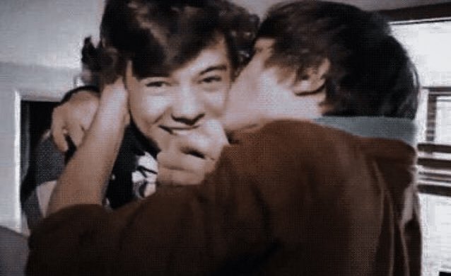 A little kiss, it's always nice, isn't it?