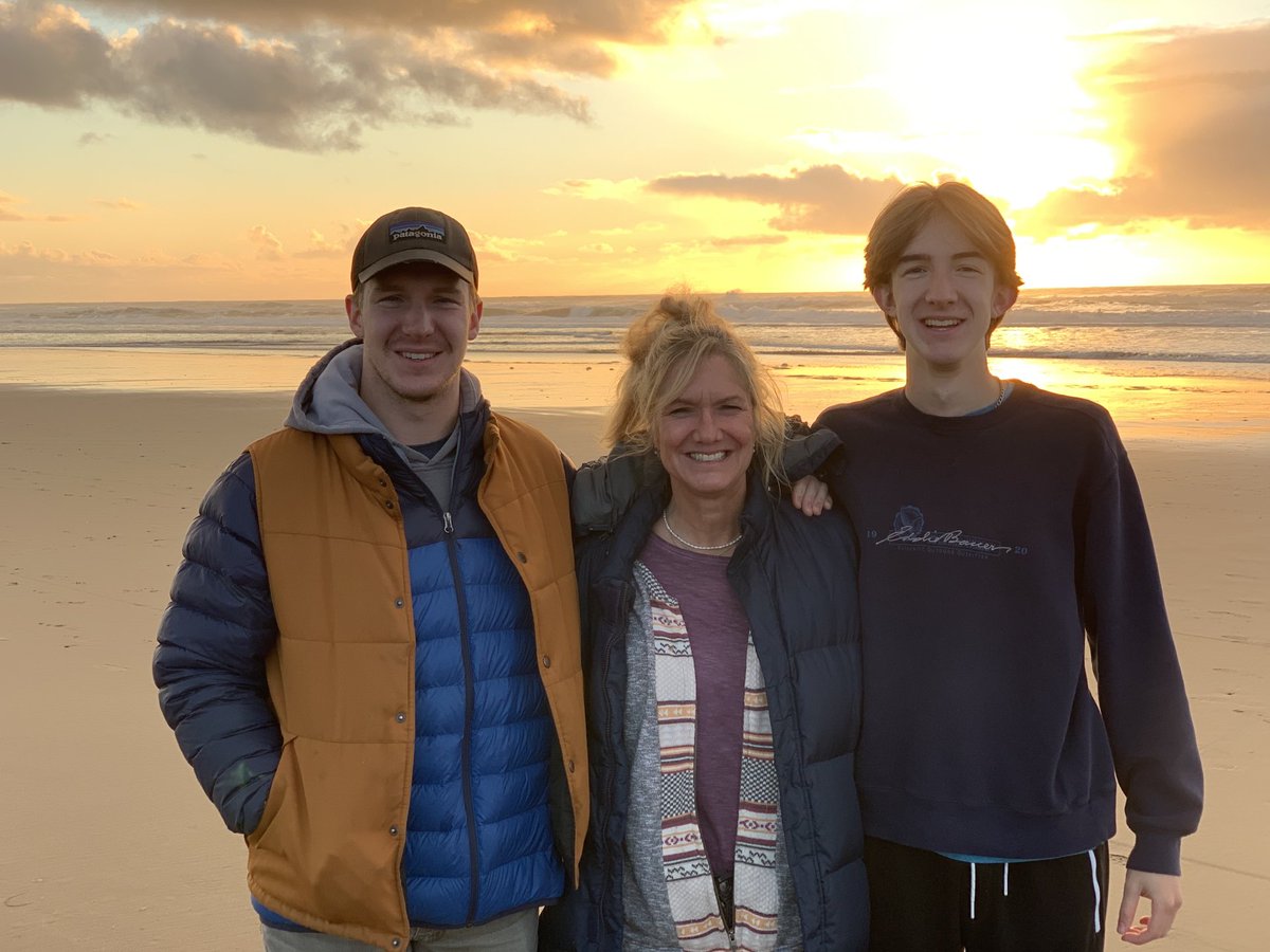 When you get away mid- week for Veteran’s Day and get to stay for Distance Learning the rest of the week with two of my my sons and my son’s friend and mom! Oh and this sunset!! ⁦<a href="/RockawayBeachCC/">Coast Chamber OR</a>⁩ #momlife #covid19 #distancelearning #germanteacherlife #everynewdayisagift