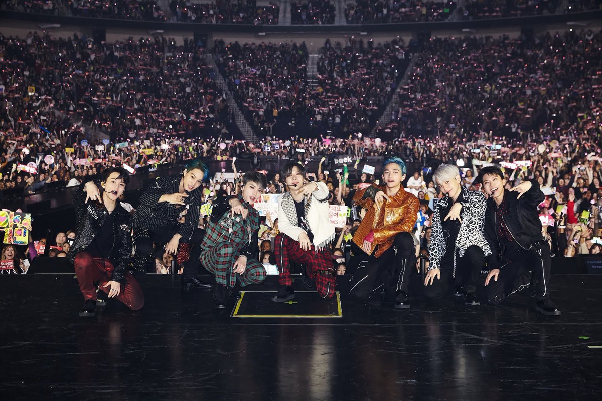 darling_shinee's tweet photo. SuperM in Atlanta! First half of their debut tour! So proud of all they have accomplished in one year! Can't wait for the next tour!
#SuperM #SuperMInATL @superm https://t.co/T2ZZcTi0Jf