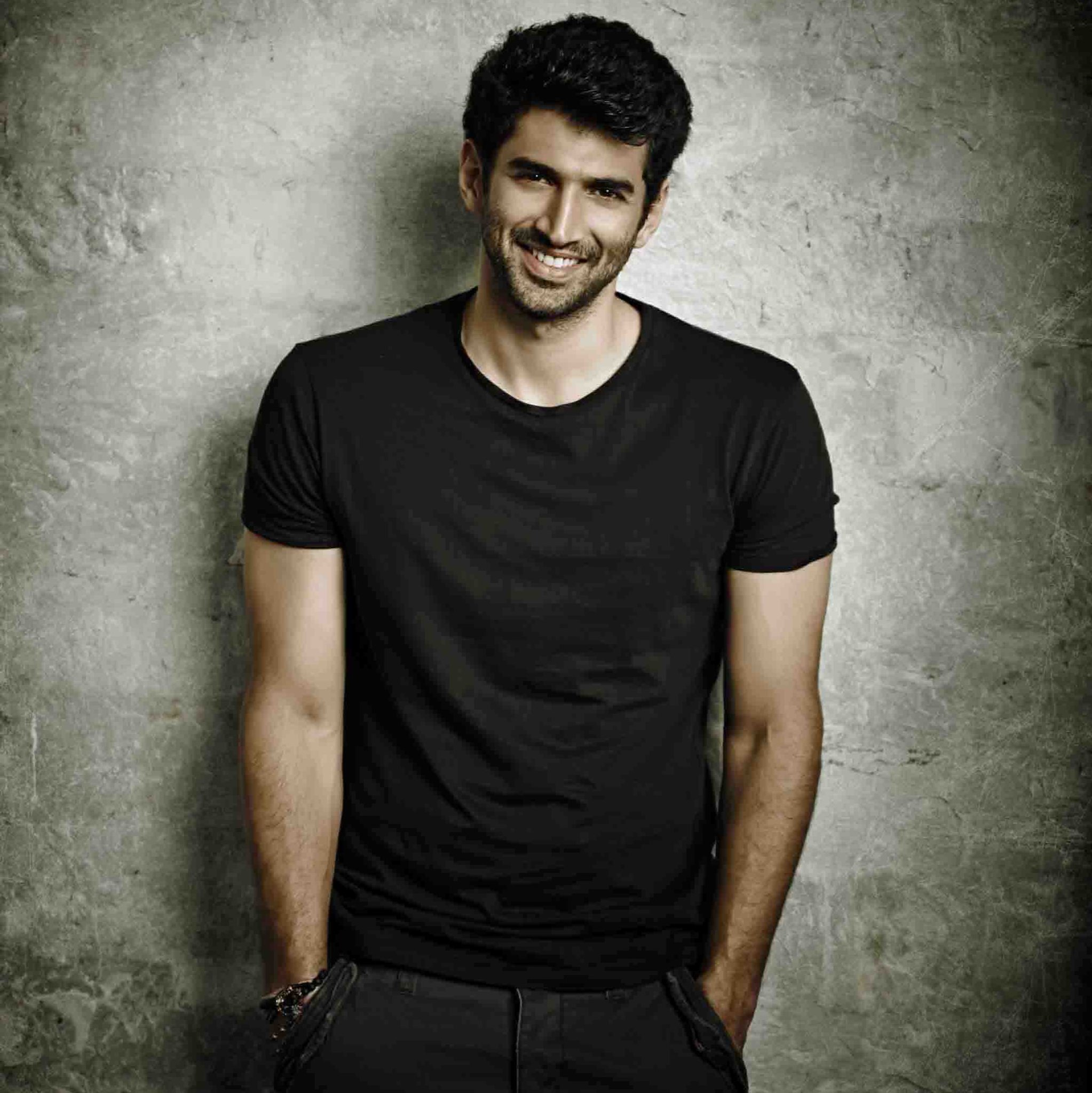 Wishing the charming Aditya Roy Kapur, a very happy birthday!  