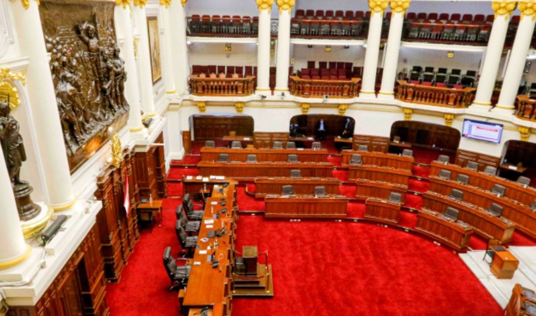congresoperu's tweet photo. Se suspende la sesión del #PlenoVirtual hasta las 14:00 horas. 

La Junta de Portavoces se desarrollará a las 10:00 horas. https://t.co/F797Lzmylv