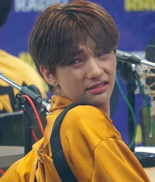 skzpeaxh's tweet photo. — hyunjin being a living meme; a necessary thread 😂✨
#StrayKids #skz https://t.co/gj75OWxu6b