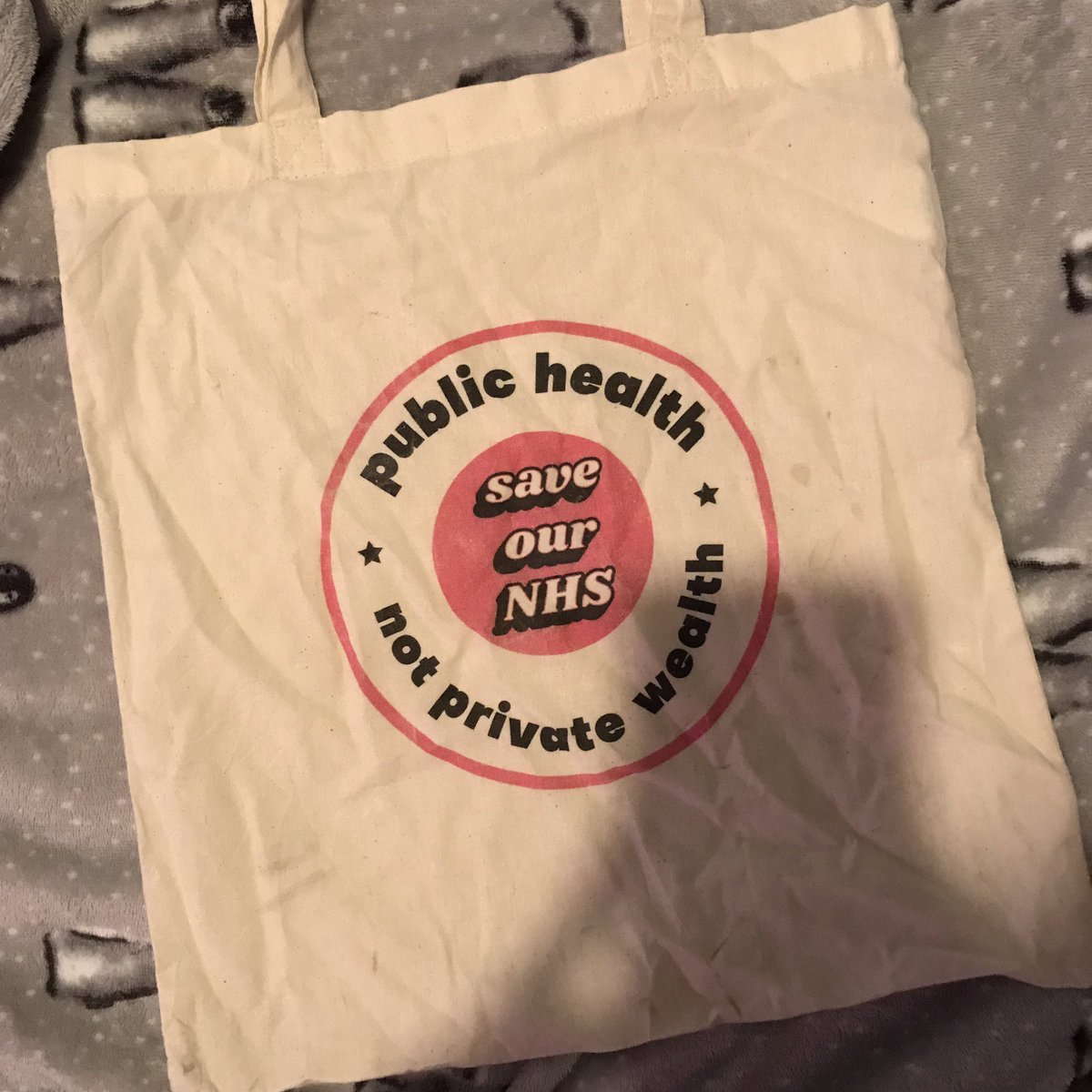 Another absolute favourite of mine is  @roobsleiser’s GRL CLB, this biz does a lot of good work as well as making beautiful products; my beloved NHS tote is from here (which I love sporting in the hospital I work in)   http://www.grlclb.com 