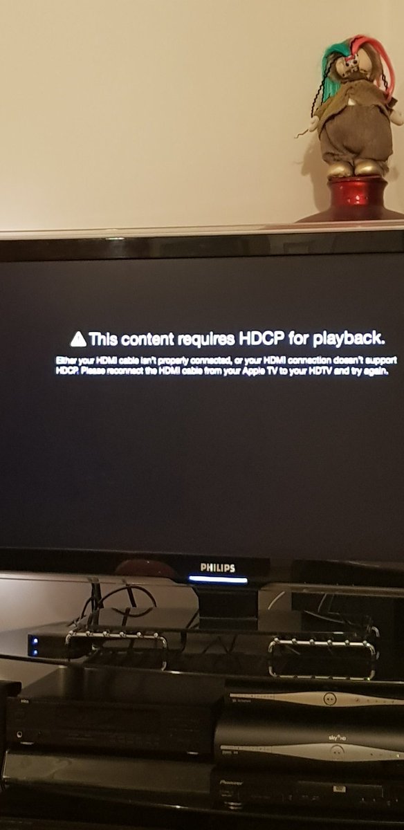 googee7777's tweet photo. This what I am getting msg on my screen. Does any one guide me plz what can be done to it .tried evry thing what Google tells me to do. https://t.co/5AwYnzqvHV