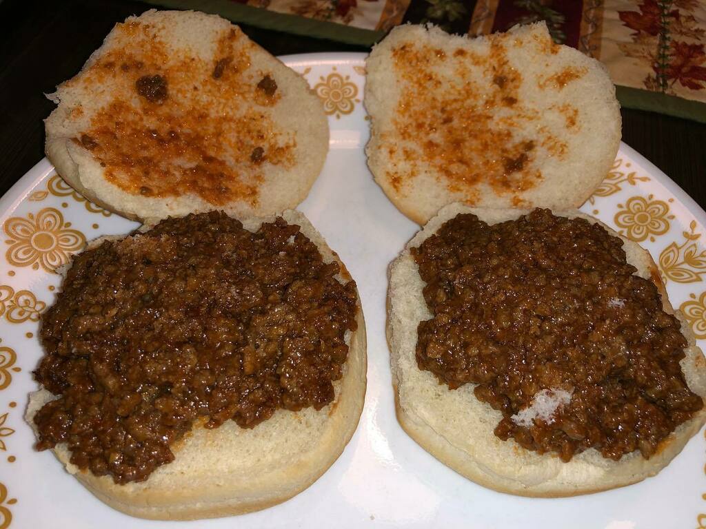 Gozen729's tweet photo. Homemade sloppy Joeโs. #sloppy #joes #whimpies #whimpie #joe #bbq #barbecue #hamburger #beef #manwhich https://t.co/buRFlfEl54