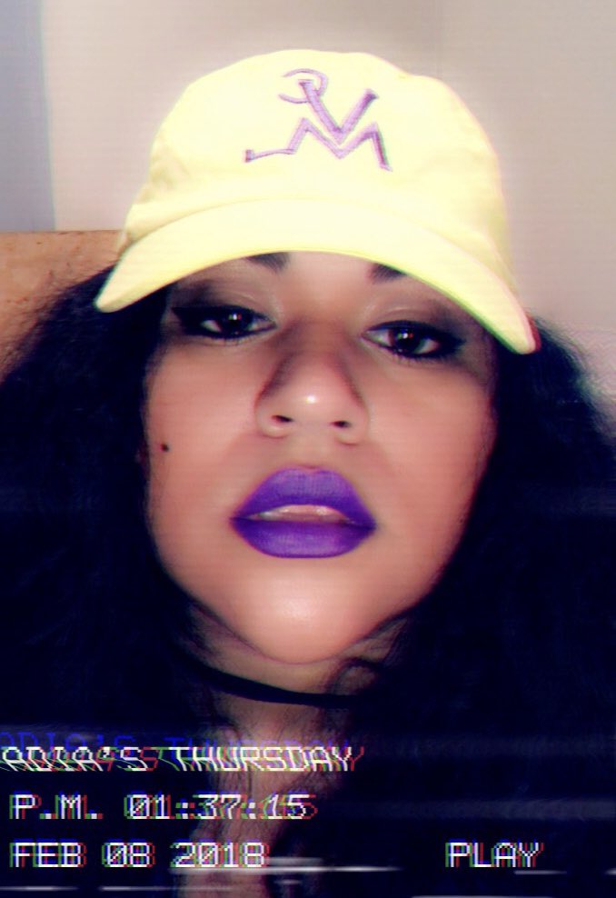 superrbrillosa's tweet photo. 5’4” 💜 #VCML https://t.co/q70AjVrSIX