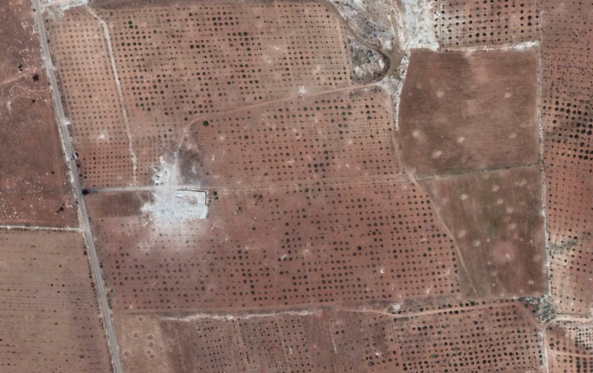 ... When you look at heavily shelled areas in combat zones you see a similar pattern of disturbance. See, for example  https://twitter.com/Nrg8000/status/1315638504093704192 or impact craters like this in Syria...