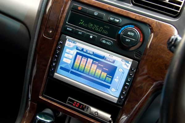 ビックカメラ A Twitter 車で音楽や映像が楽しめる カーオーディオ ほかのデバイスと同様に時代に合わせて進化しており Bluetooth機能やタッチパネルを搭載したモデルが豊富にラインナップされています カーオーディオのおすすめ8選 T Co ビックカメラ A Twitter 車で音楽や映像が楽しめる カーオーディオ ほかのデバイスと同様に時代に合わせて進化しており Bluetooth機能やタッチパネルを搭載したモデルが豊富にラインナップされています カーオーディオのおすすめ8選 T Co