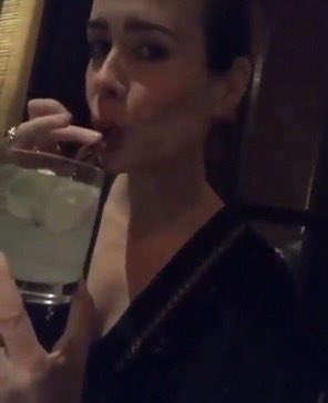 drunk sarah paulson a thread