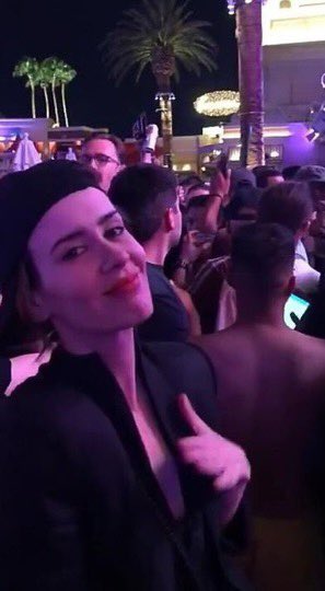 drunk sarah paulson a thread