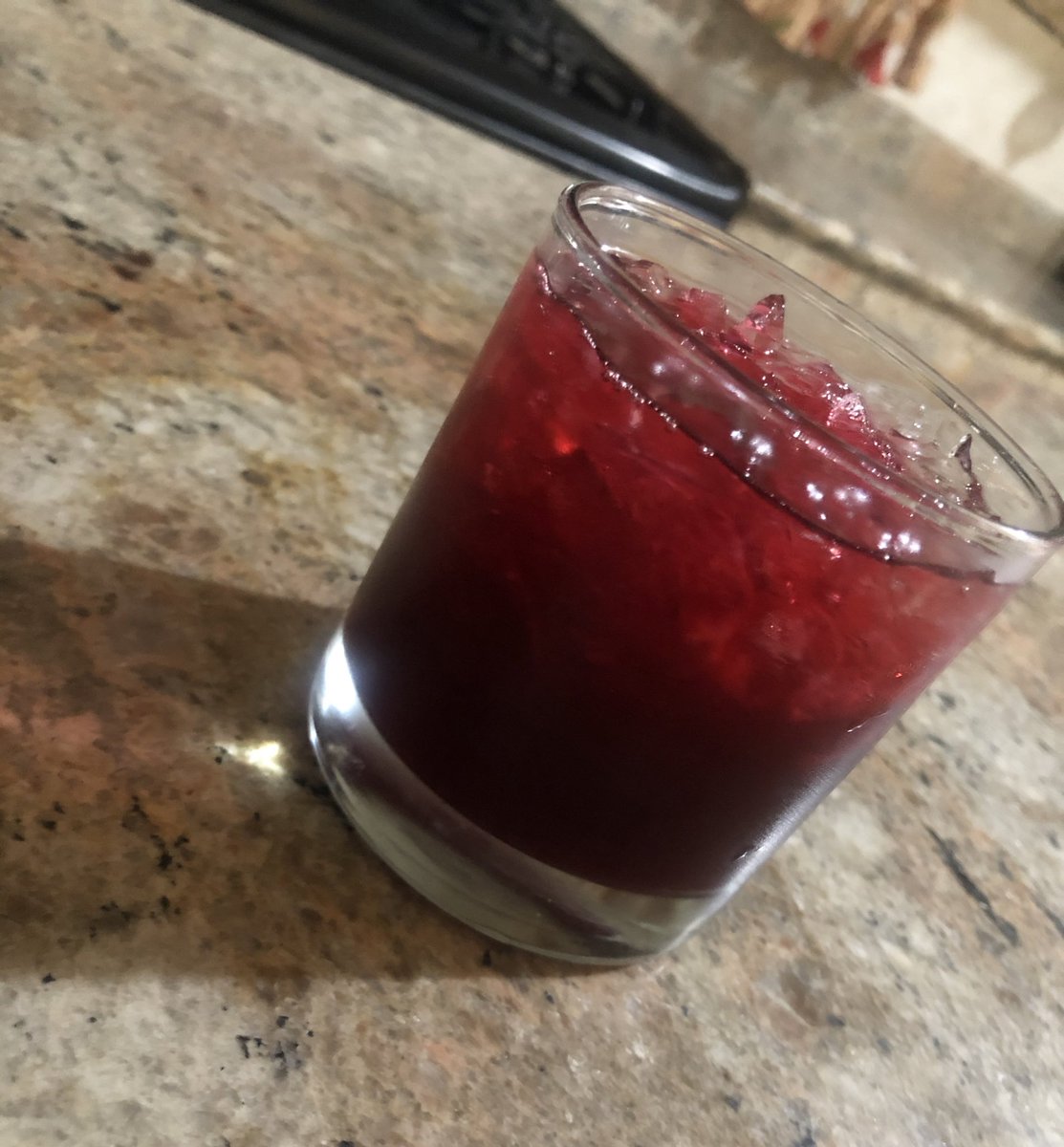 danivsb_'s tweet photo. Guys I can’t even explain to unu how the Sorrel cocktail slaaaapppppsss!!!! 
Wait till it drop! 

Side note: what you waiting on to place your order for real though? 
@MixHerja https://t.co/OghZaF17vK