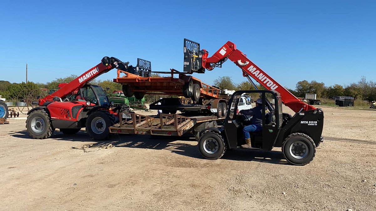 ClarkAuction's tweet image. Equipment rolling in for Dec 5th! Guess what we have... the equipment to load you and unload you!