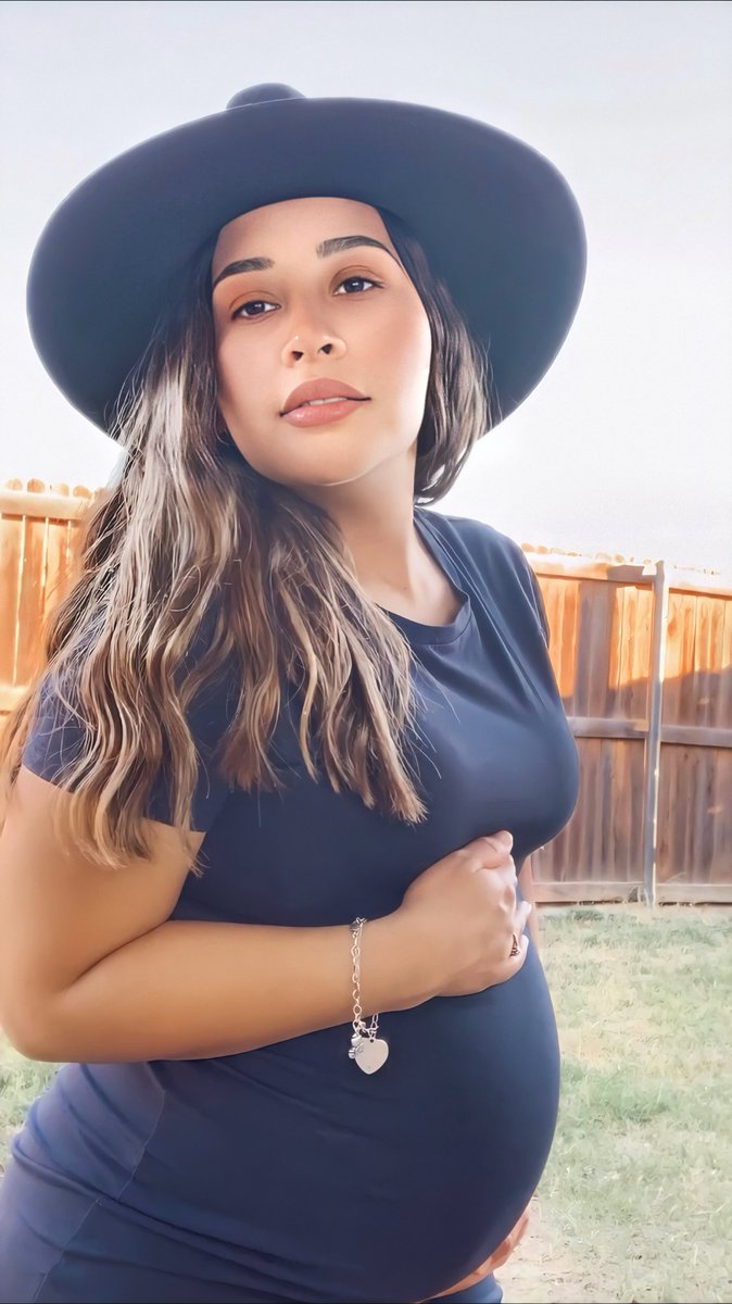 raquelmquezada's tweet photo. 🌻 https://t.co/zeI9CAKAlg
