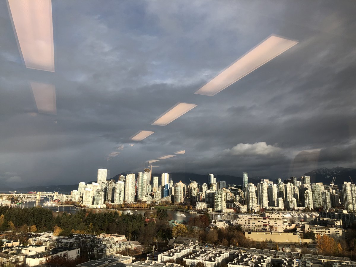 COVID-19 pandemic day #251: Hello, from the offices of  @VCHhealthcare in beautiful Vancouver! Dozens of public health nurses, environmental health officers, social workers, and physicians, here tracing contacts and taking names. Where else to be on a Sunday afternoon? 1/