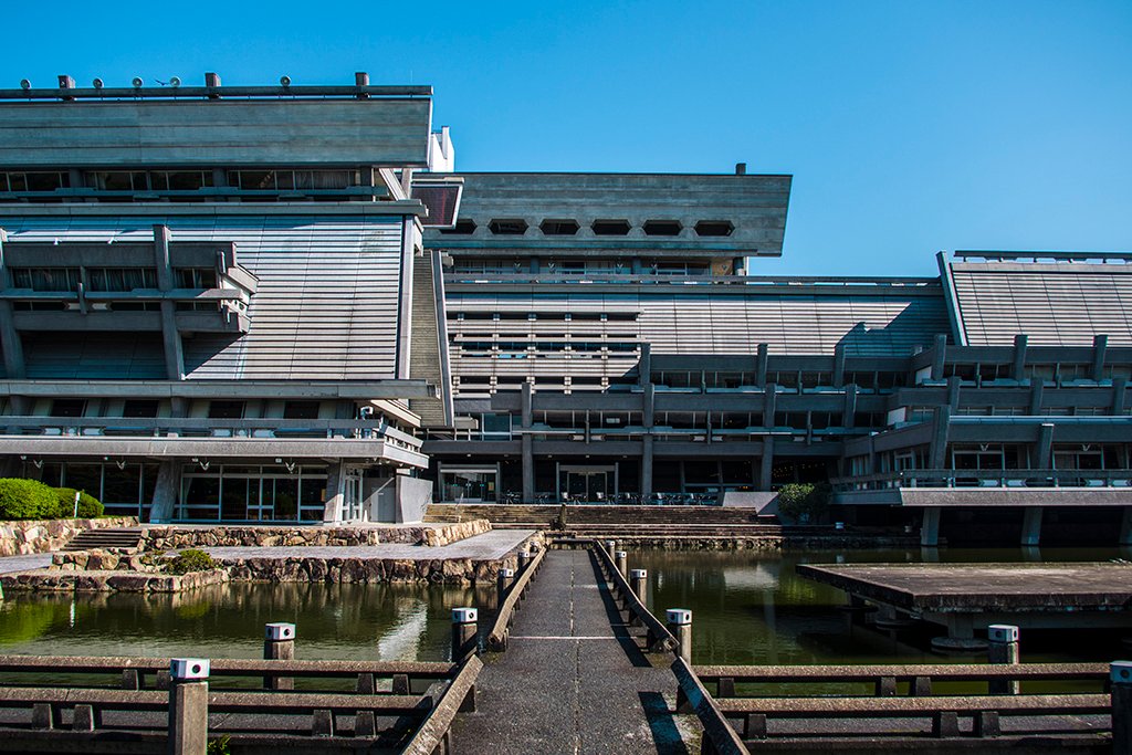 ubooks_tencho's tweet photo. 「モダンの具現化」2
#JAPAN #写真好きな人と繋がりたい #写真撮ってる人と繋がりたい #ファインダー越しの私の世界 #photography #KYOTO #京都 #GO_TO #京都国際会館 https://t.co/VWUCw3CDPn