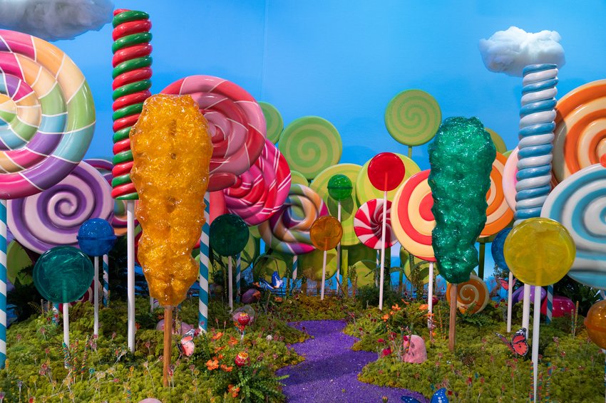 willy wonka scenery