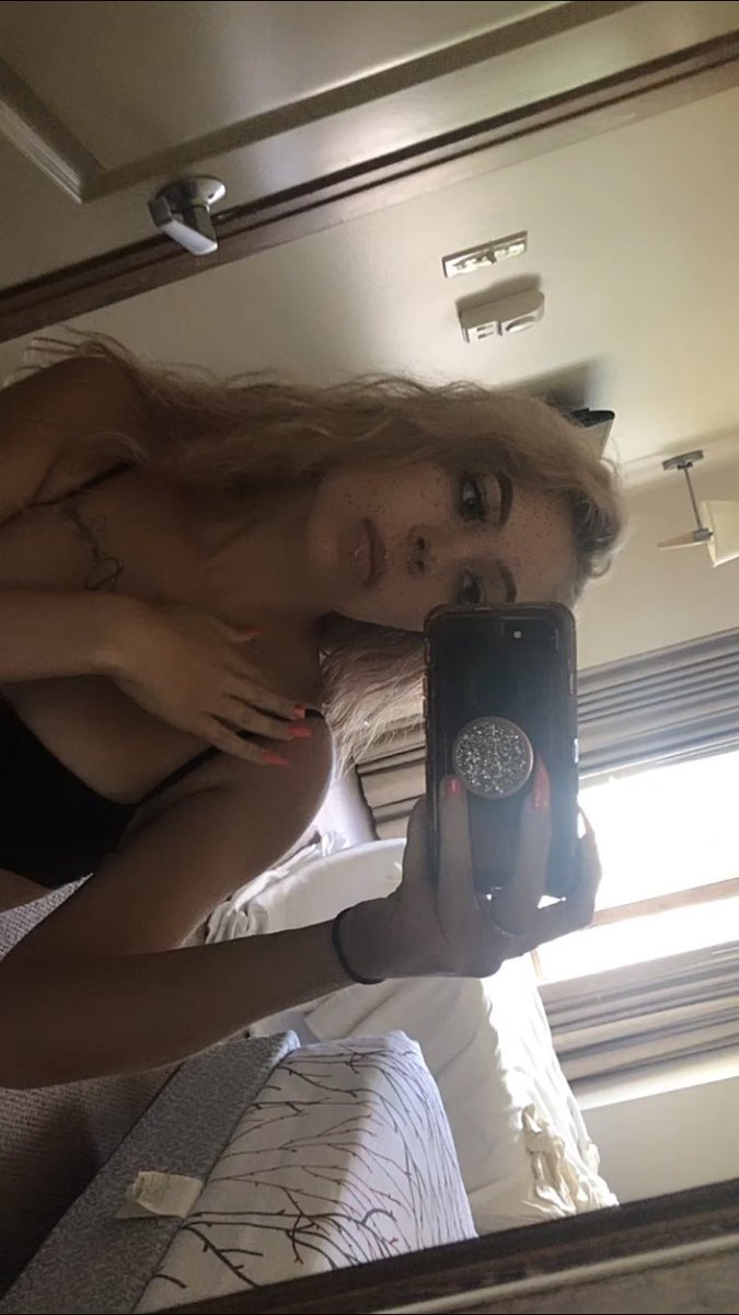 A_Goddessss's tweet photo. Only 2 more days to get 50% my Onlyfans ‼️ 
I’m too hot not to have ALL your money spent on me . 
#findom #femdom #findomdrain #findomlifestyle #goddess @rtslave14500 @RT_subm @RT_Pig @RTsubby @RTSlutt @rtbitch25 @rtpet73 @finrt4dom @RT4RT122 @promoslave @awkwardrtsub https://t.co/JstQ3Vnvw7